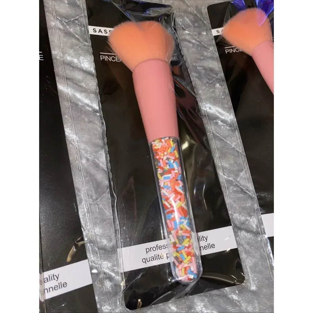 Sassy + Chic‎ Candy Sprinkles Makeup Brush Kit Lot Of 3